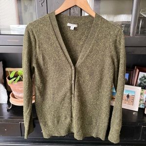 J. Crew Mercantile M Green Cardigan